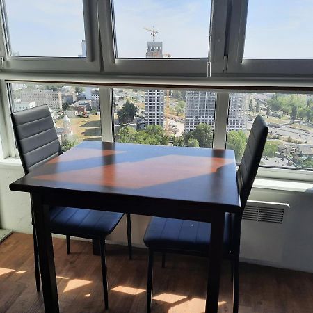 Sky Apartment Virmenska Kiev Eksteriør billede